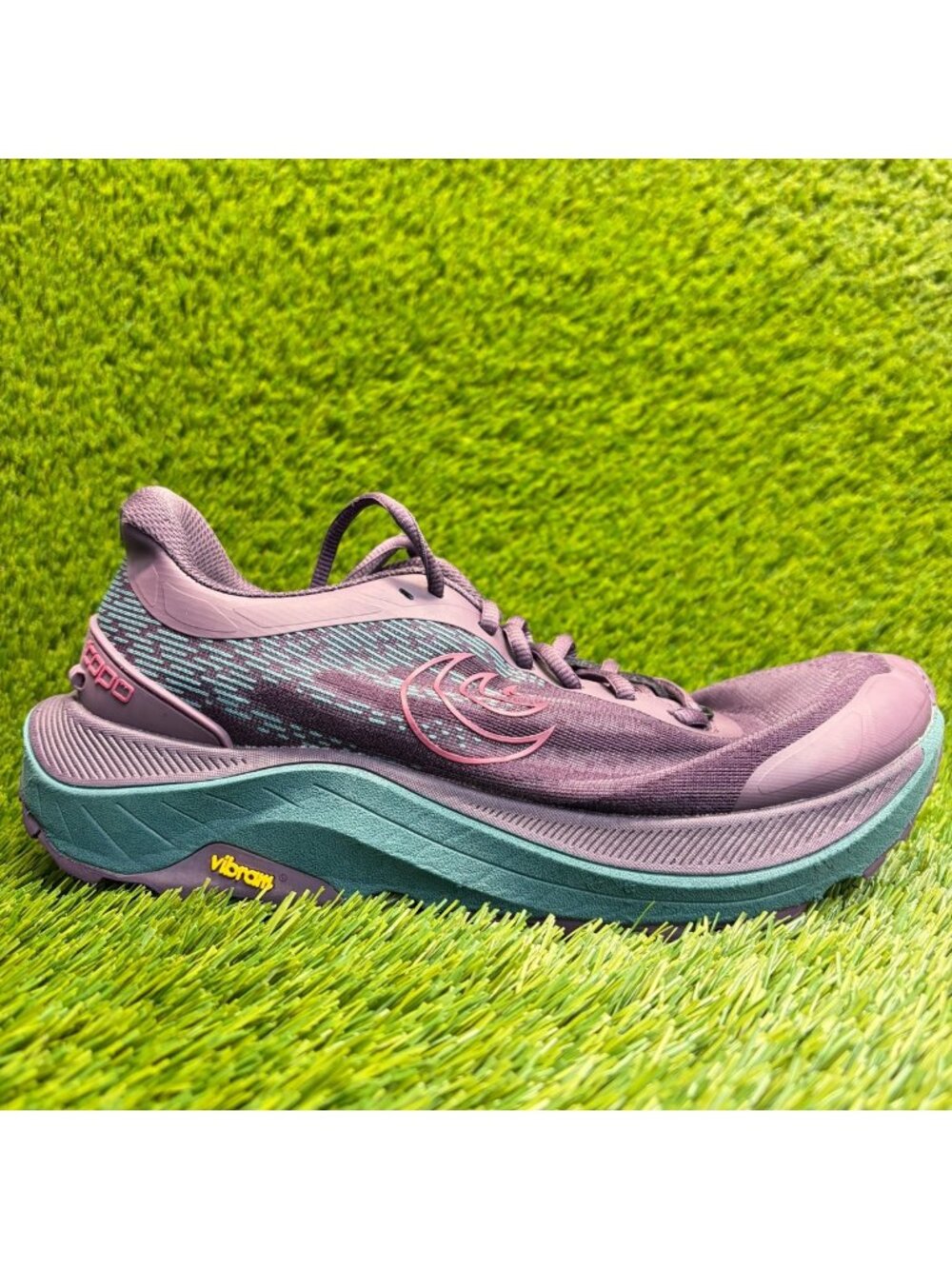 Topo Ultraventure 4 Womens Size 9 Purple Blue Athletic Running Shoes Sneakers